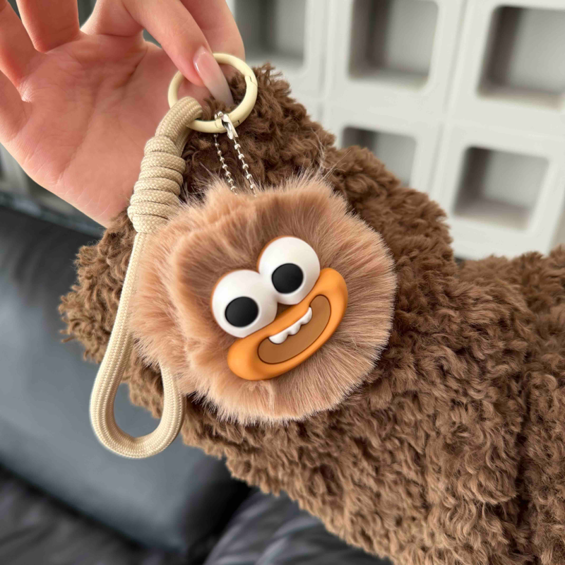 大眼睛毛球挂件