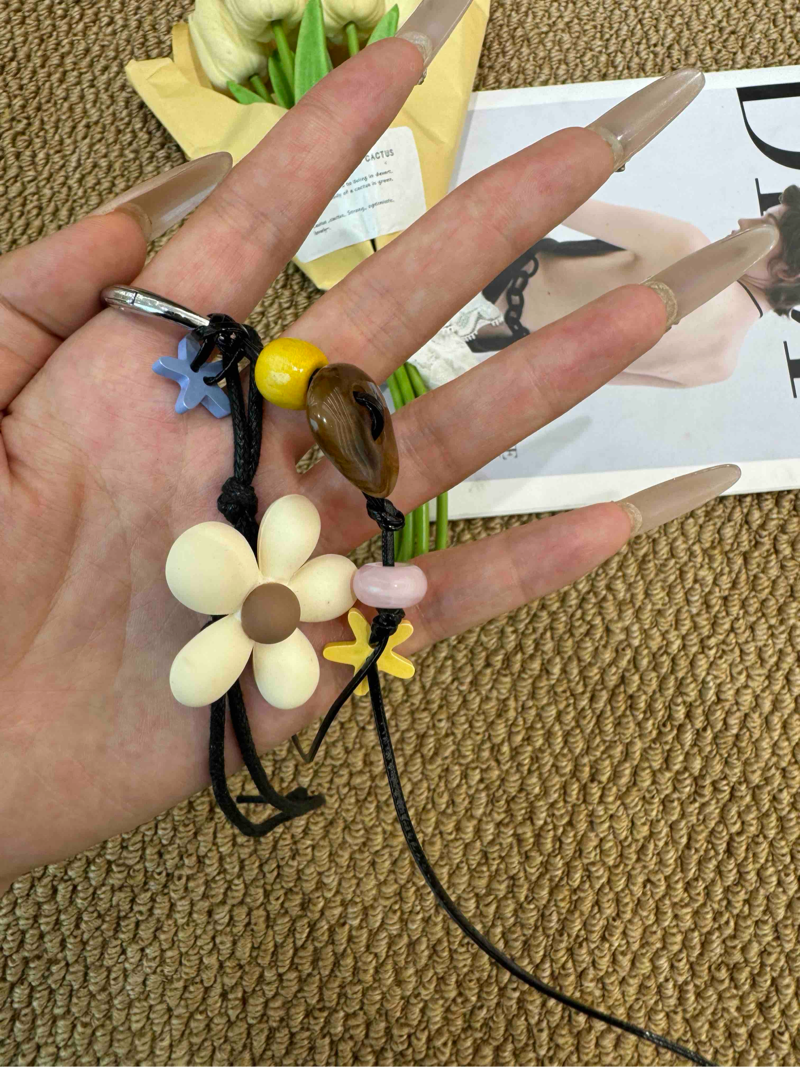 串珠花朵挂件