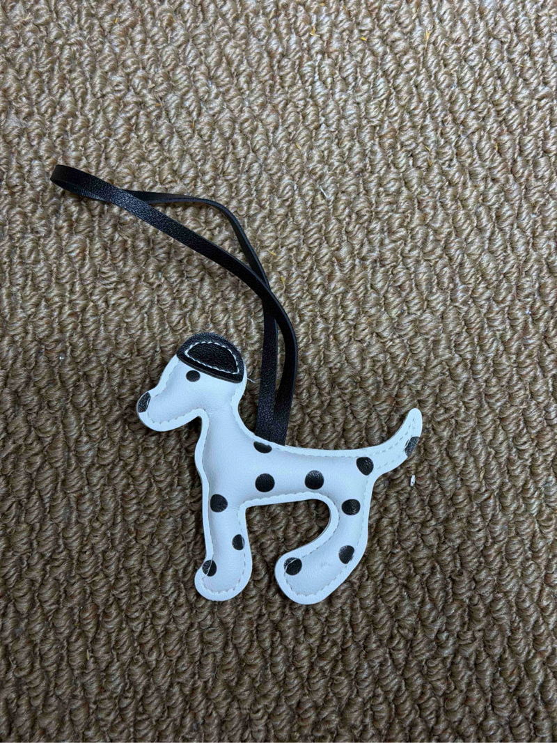 波点狗狗挂件