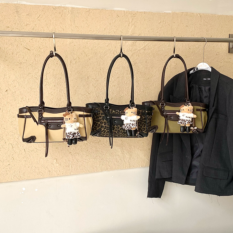 3846
